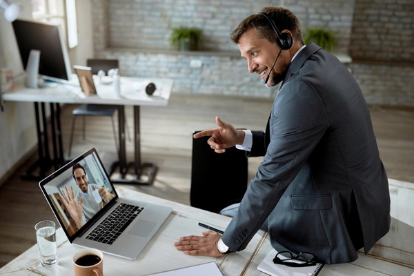 Beratung (Schulung) online mittels Videotelefonie mit Skype, Whatsapp, etc. 